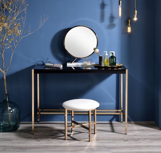 Midriaks Writing Desk